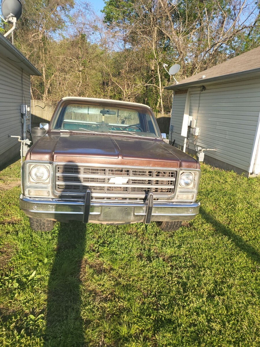 1979 Chevrolet C-10 Silverado SHORT BED V8! - photo 4