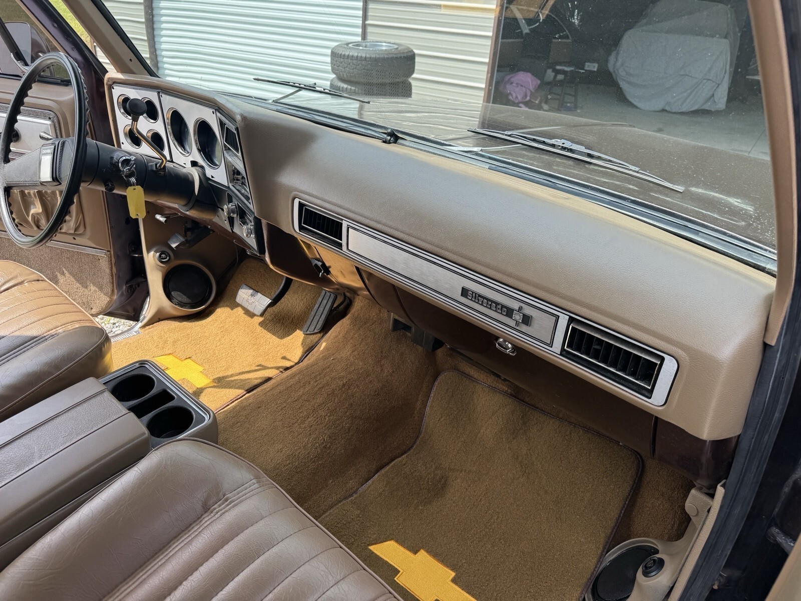 1979 Chevrolet Suburban Silverado - photo 13