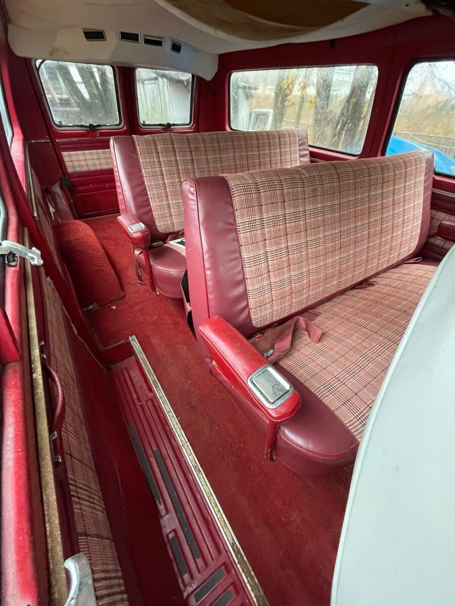 1979 Chevrolet Van beauville - photo 6