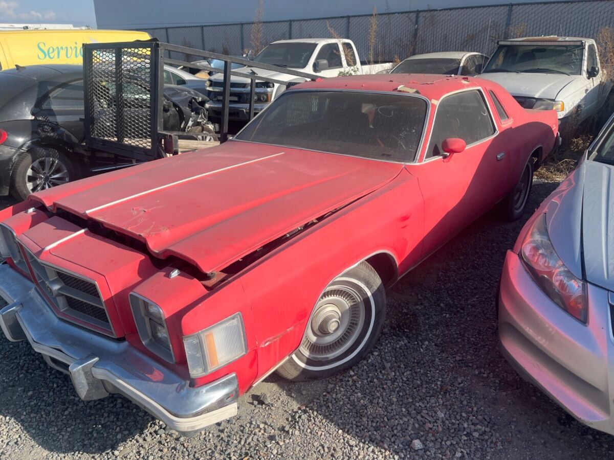 1979 Chrysler 300 Series - photo 2