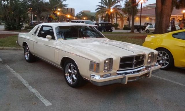 1979 Chrysler 300 Series - photo 4