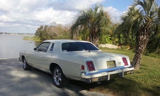 1979 Chrysler 300 Series - photo 5