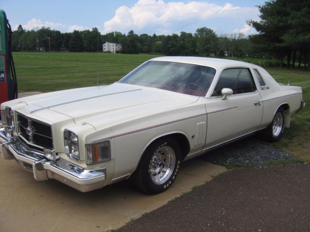 1979 Chrysler 300 Series Premium - photo 4