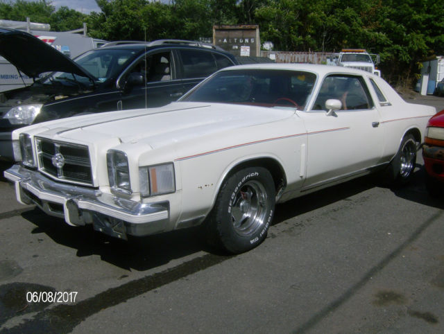 1979 Chrysler 300 , one of 3300 made, similar to Magnum GT 1979 Chrysler 300 Series 300 limited