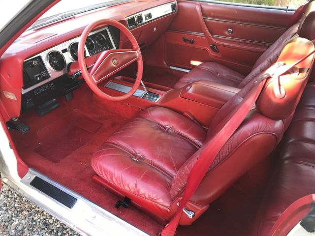 1979 Chrysler 300 Series - photo 2