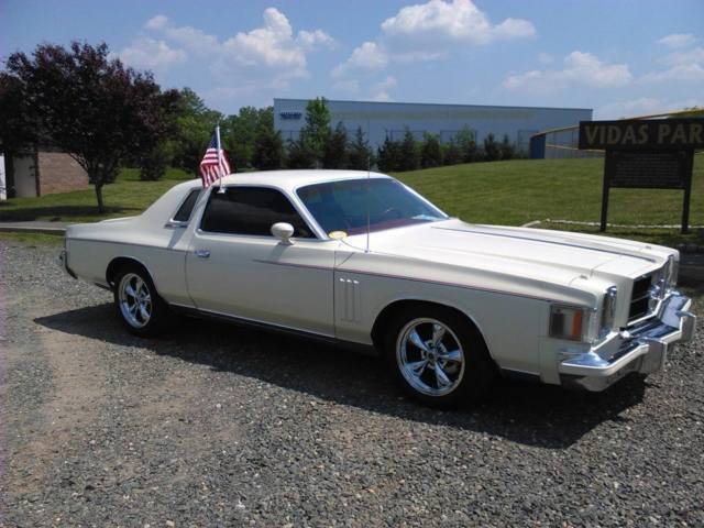 1979 Chrysler 300 Series 300 - photo 3