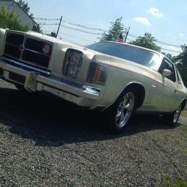 1979 Chrysler 300 Series 300 - photo 5