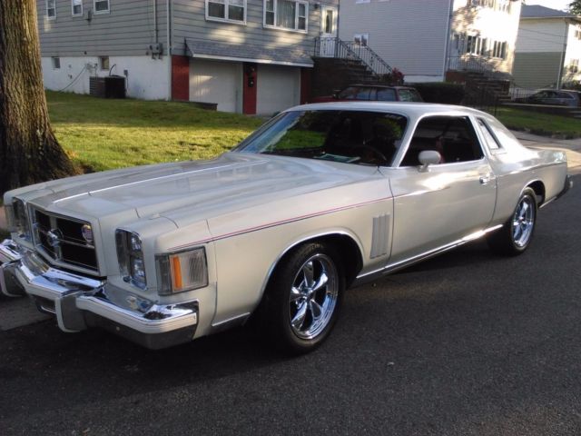 1979 Chrysler 300 Series 300 - photo 6