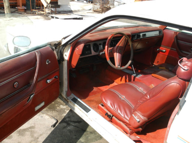1979 Chrysler Cordoba 300 Hardtop 2-Door - photo 12