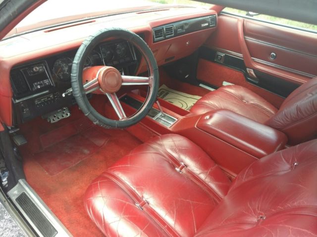 1979 Chrysler 300 Series - photo 4