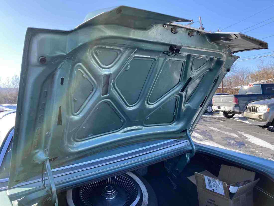 1979 Chrysler Cordoba 5.9 - photo 8