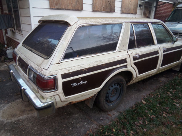 1979 Chrysler Town & Country Brown - photo 4