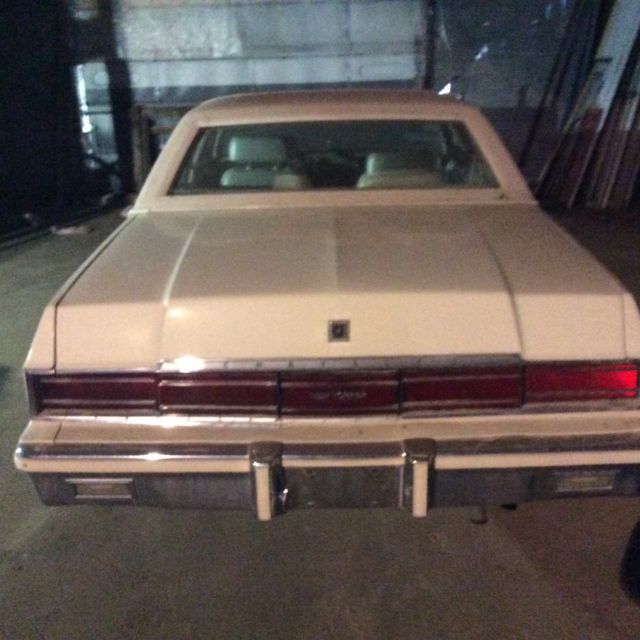 1979 Chrysler New Yorker 5th Avenue - photo 5