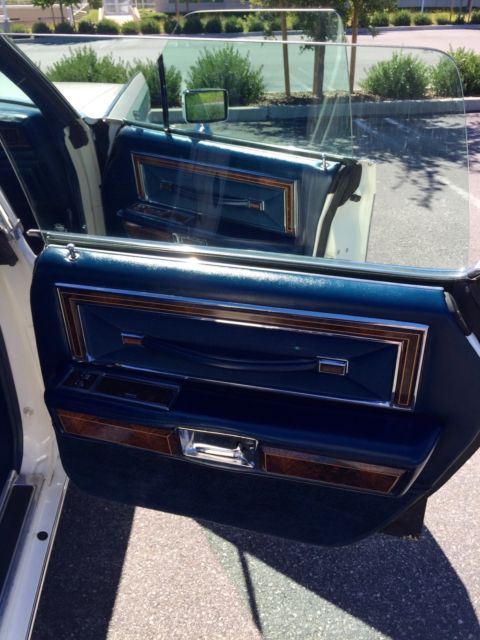 1979 Lincoln Town Car - photo 12