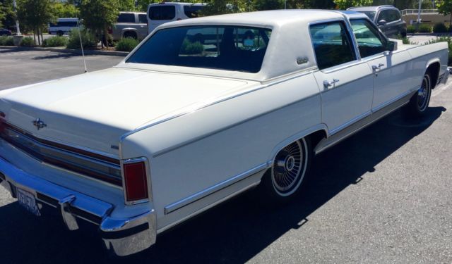 1979 Lincoln Town Car - photo 7