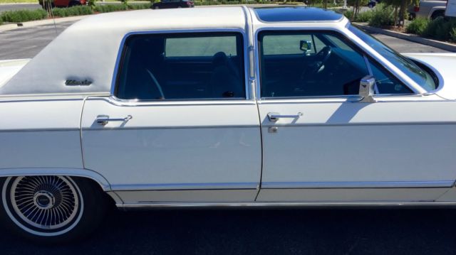 1979 Lincoln Town Car - photo 9