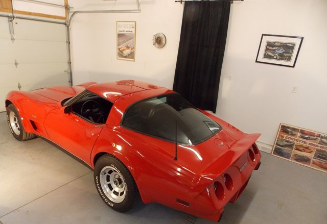 1979 Chevrolet Corvette COUPE - photo 2