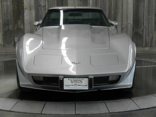 1979 Chevrolet Corvette Lots of new parts Nicely Detail Runs Great Cold AC - photo 7