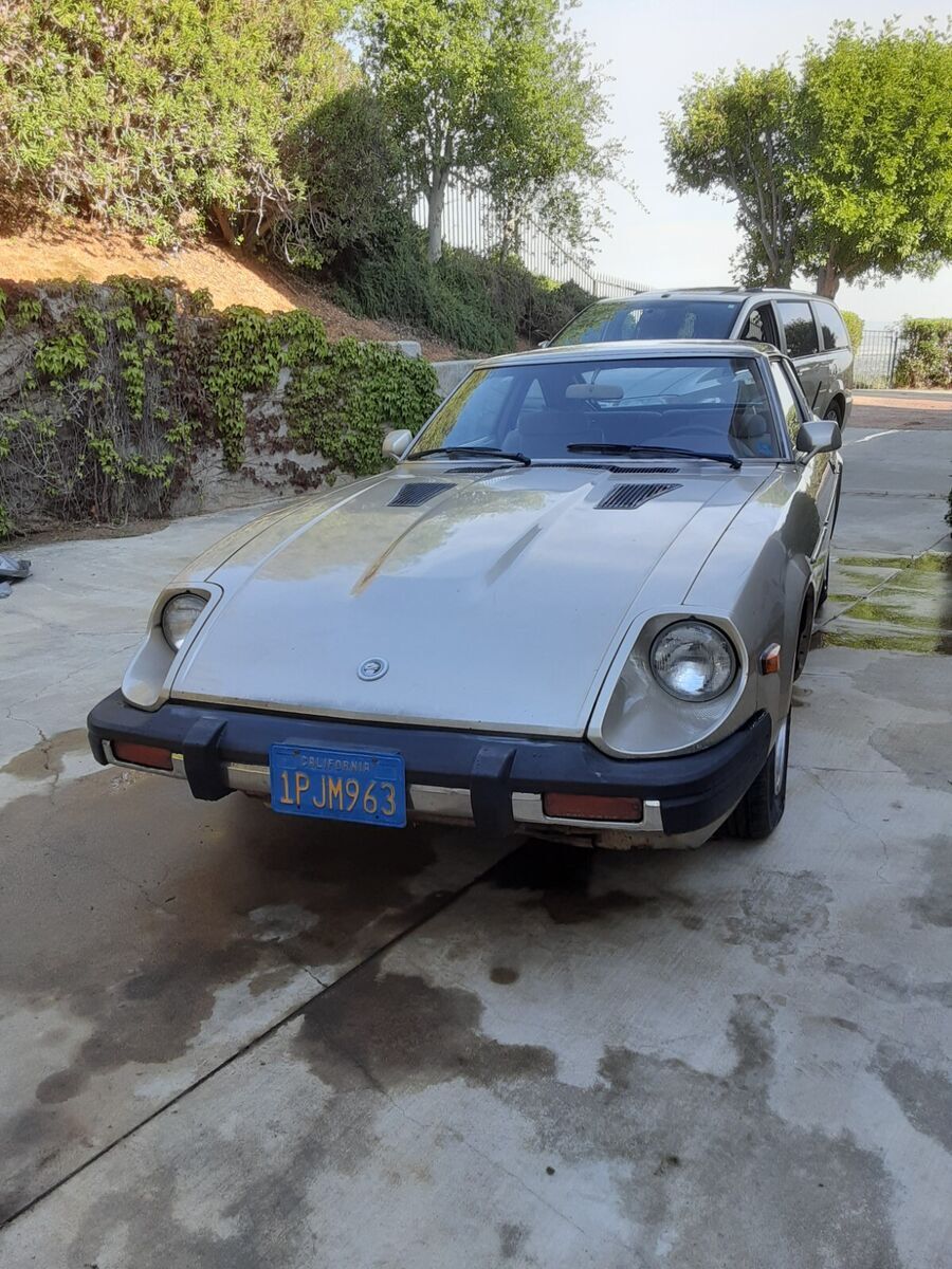 1979 Datsun 280ZX 2+2coupe with 5 speed manual transmission, Restored. 1979 Datsun Z-Series