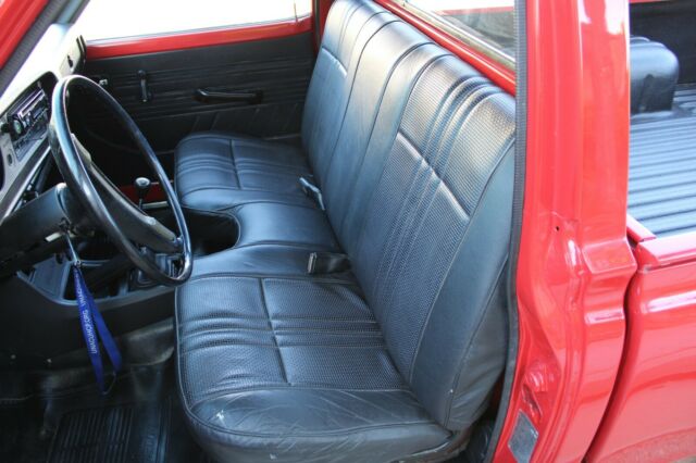 1979 Datsun Pickup Red - photo 11