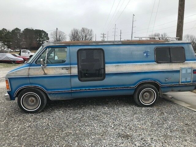 1979 Dodge B200 Van - photo 2