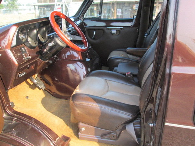 1979 Dodge B200 Van Base - photo 3