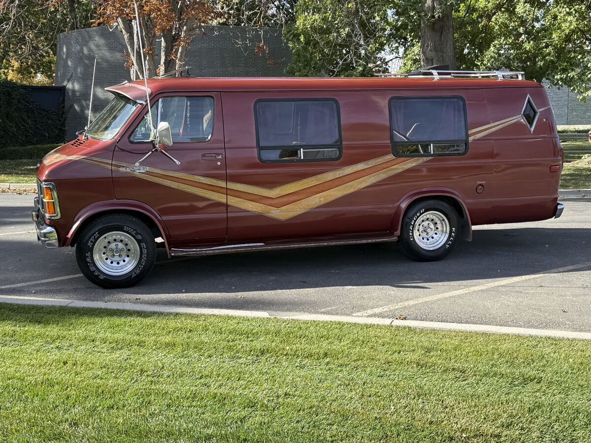 1979 Dodge B200 Van - photo 11