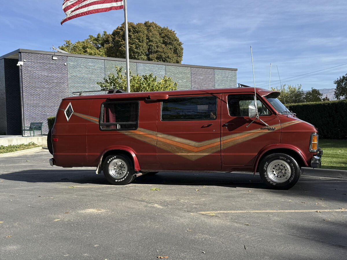1979 Dodge B200 Van - photo 3