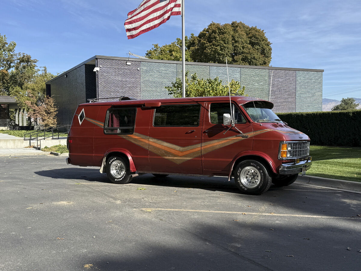 1979 Dodge B200 Van - photo 4