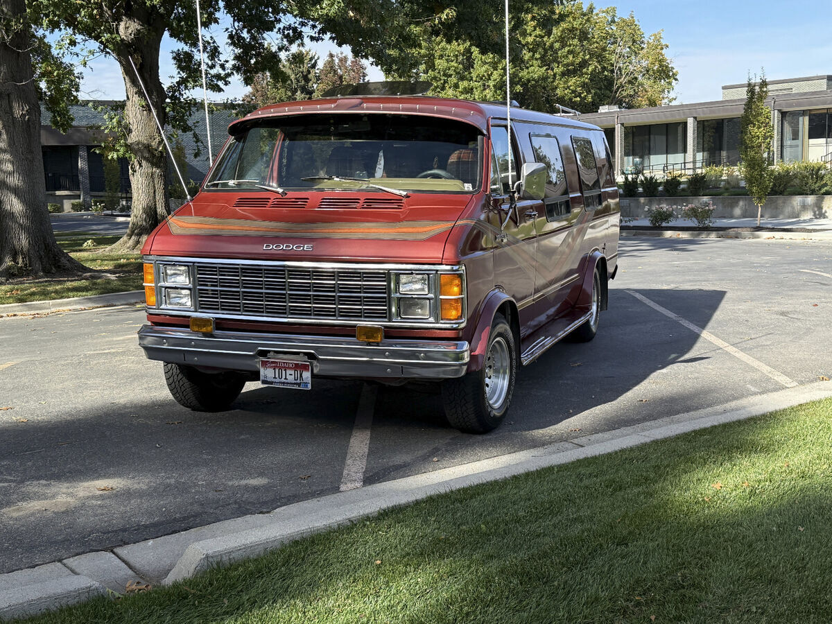 1979 Dodge B200 Van - photo 8