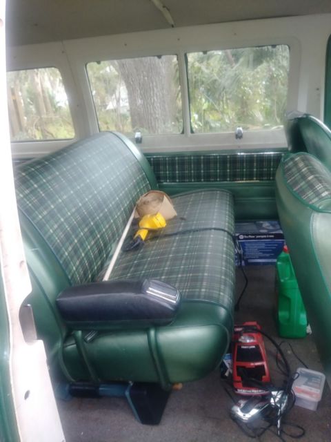 1979 Dodge P200 Van White - photo 6