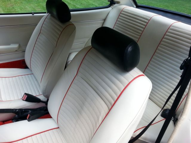 1979 Dodge Colt red and white special edition - photo 8