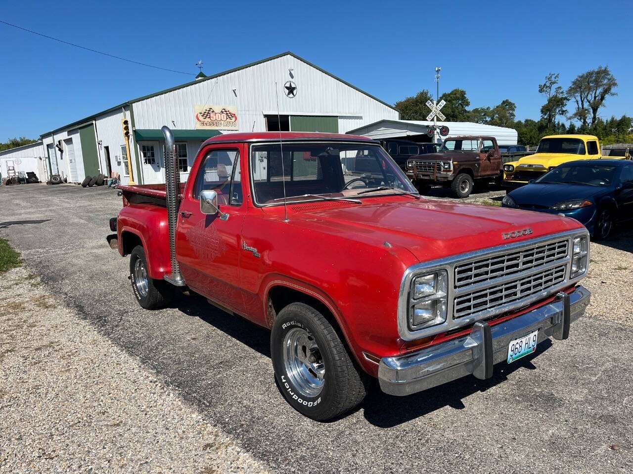 1979 Dodge D100 Pickup Lil Red Express - photo 3