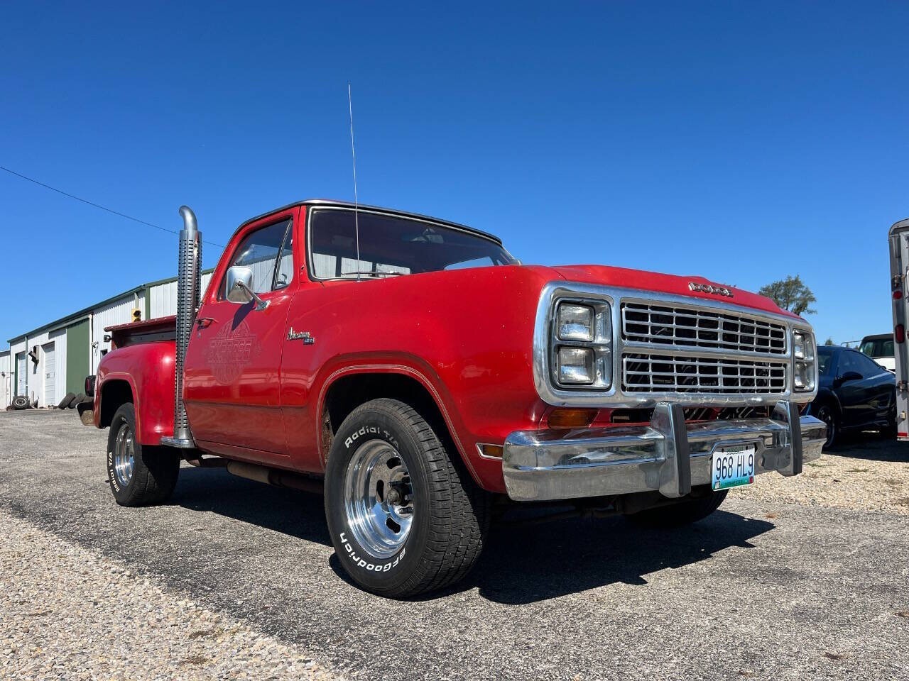 1979 Dodge D100 Pickup Lil Red Express - photo 4