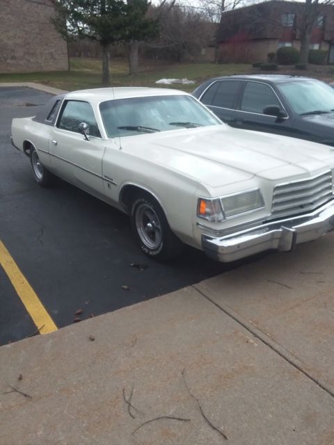 1979 Dodge Magnum xe - photo 3