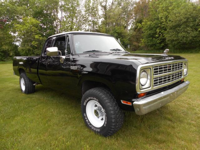 1979 Dodge Power Wagon pickup - photo 4
