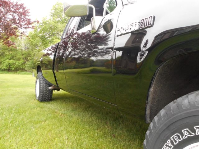 1979 Dodge Power Wagon pickup - photo 5