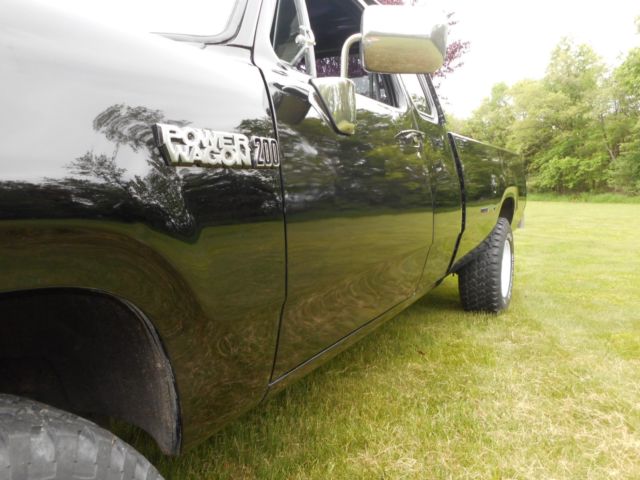 1979 Dodge Power Wagon pickup - photo 7