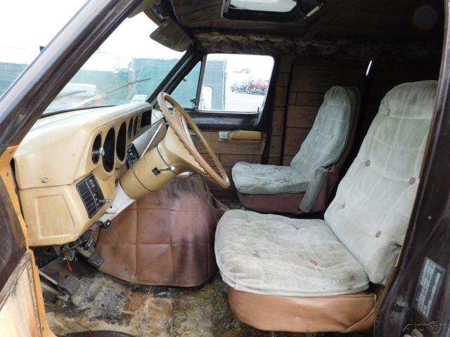 1979 Dodge Ram Van - photo 11