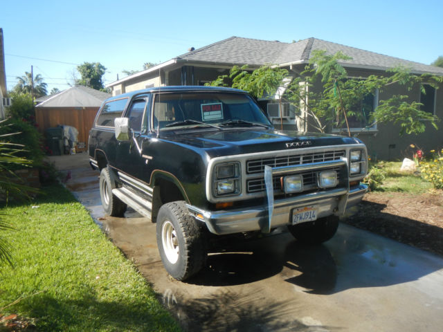 1979 Dodge Ramcharger SE Sport Utility 2-Door 5.9L 1979 Dodge Ramcharger