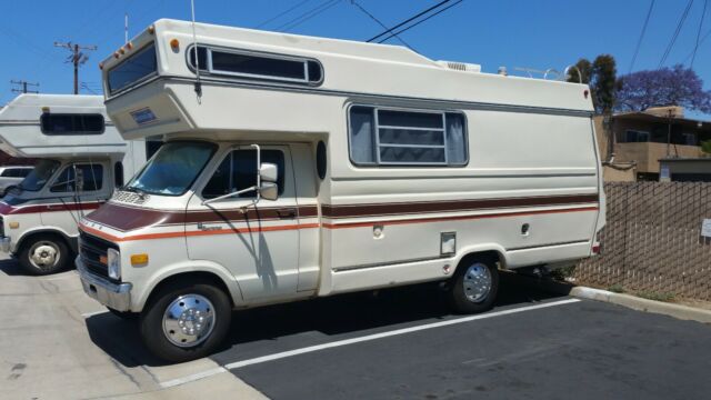 1979 Dodge B300 Van B300 American Clipper Class C - photo 3