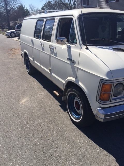 1979 DODGE TRADESMAN B200 VAN ***NO RESERVE*** 1979 Dodge Other