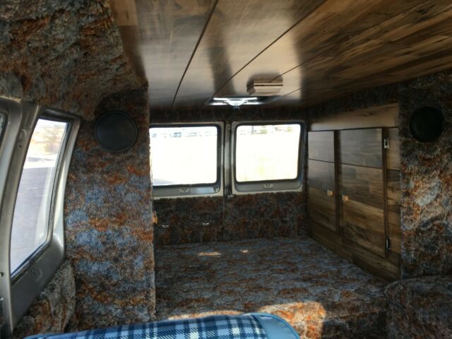 1979 Dodge Ram Van Tradesman B200 - photo 10