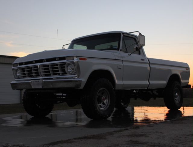 1979 F-250 4x4 Cummins Motor 1979 Ford F-250 Regular cab 2 door
