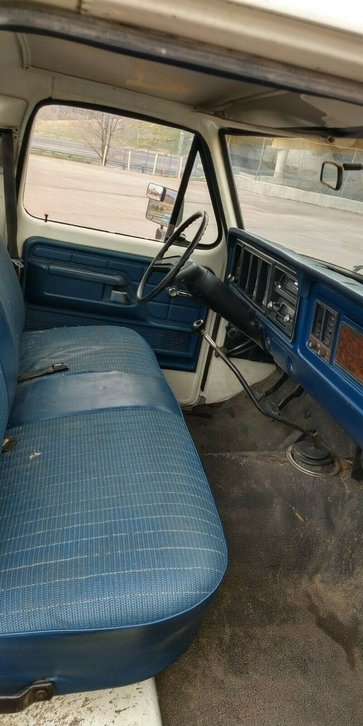 1979 f-250 custom. Single cab, long bed, Rear-wheel drive 1979 Ford F-250