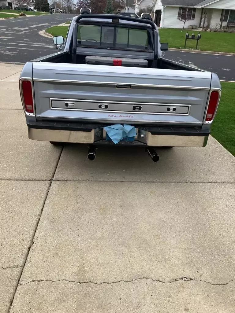 1979 Ford F-150 INDIANAPOLIS SPEEDWAY OFFICIAL TRUCK PACKAGE - photo 2