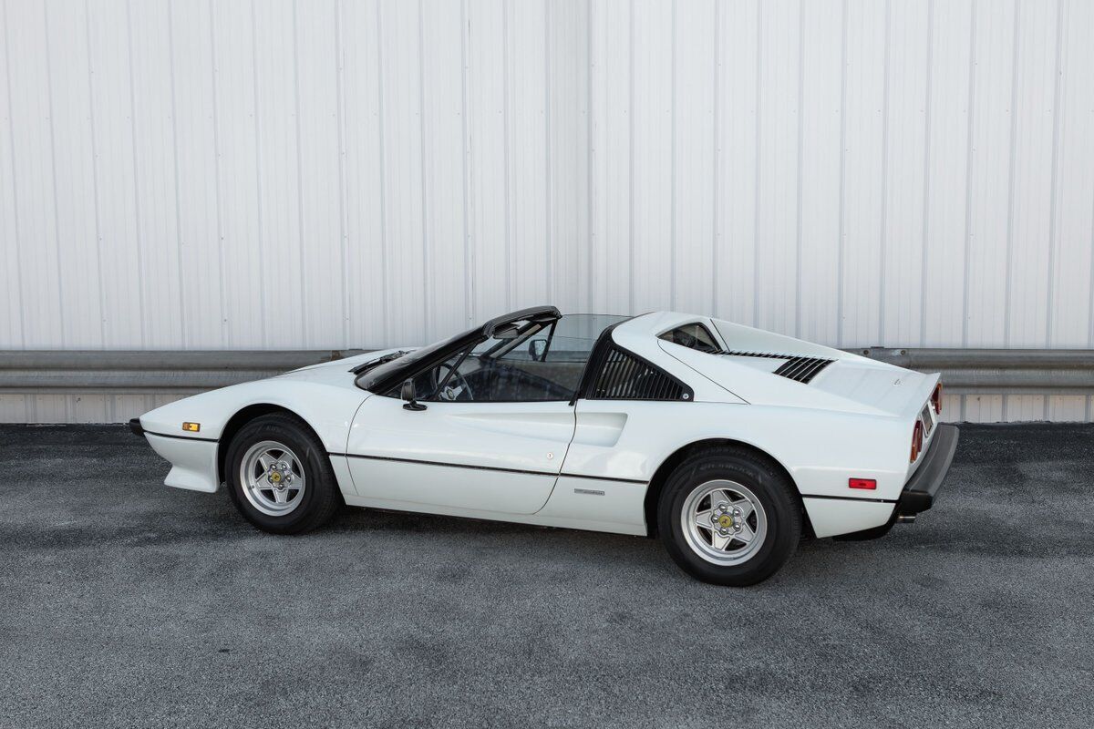 1979 Ferrari 308 - photo 5
