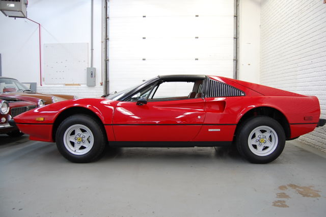 1979 Ferrari 308 GTS Rare Special order Schedoni Leather interior - photo 6
