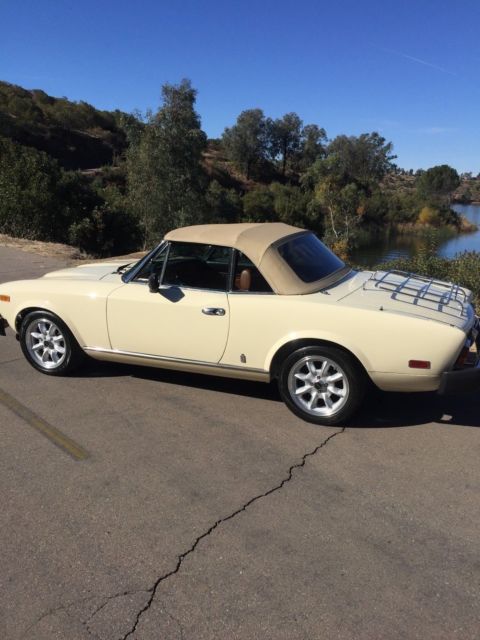 1979 Fiat 124 Spider 124 SPIDER CONVERTIBLE/CHROME TRIM - photo 2