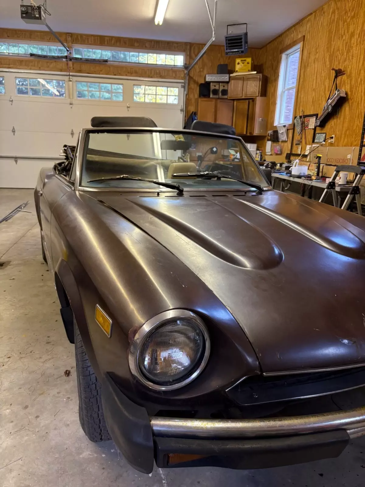 1979 Fiat 124 Sport Spider 1979 Fiat 124 Sport Spider 2000